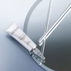 Lierac Dioptiride 5 Lierac Dioptiride -Éclat De Beauté 220540 lierac dioptiride creme comblante correctrice rides autre3 1000x1000 1