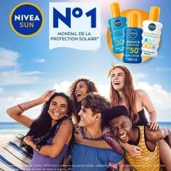 NIVEA Spray Solaire Hydratant Protect&HydrateFPS 30 -Éclat De Beauté 259724 nivea spray solaire hydratant protect hydratefps 30 protection solaire 200ml flacon pompe autre5 1000x1000 1