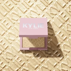 Kylighter Illuminating Powder 11 Kylighter Illuminating Powder -Éclat De Beauté 269294 kylie by kylie jenner kylighter illuminating powder poudre illuminatrice 020 ice me out 8g autre2 1000x1000 1
