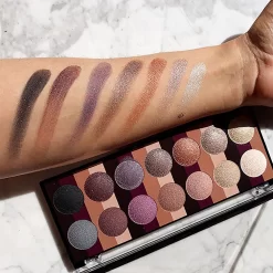 Eyeshadow 13 Eyeshadow -Éclat De Beauté 285238 delfy eyeshadow palette d ombres a paupieres autre6 1000x1000 1