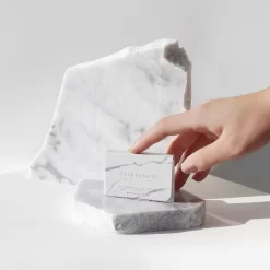 Paradise Dream Velvet Lip Mousse Mini 6Set -Éclat De Beauté 294412 dear dahlia paradise dream velvet lip mousse mini 6set encre a levres mini set red collection autre5 1000x1000 1