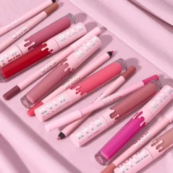 Velvet Lipkit -Éclat De Beauté 309519 kylie by kylie jenner velvet lipkit sayn m306 rouge a levres crayon a levres sayn m306 autre9 1000x1000 1