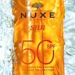 Nuxe Sun Huile Bronzante Visage Et Corps Haute Protection SPF50 150ml -Éclat De Beauté 310439 nuxe nuxe sun huile bronzante visage et corps haute protection spf50 150ml protection solaire 150ml flacon autre4 1000x1000 1