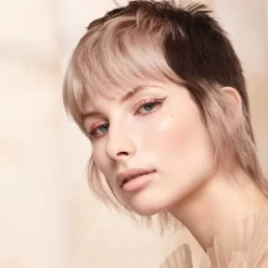 Revlonissimo Colorsmetique Haute Couverture 7.23 Blond Nacré 60 Ml -Éclat De Beauté 742758 revlon revlonissimo colorsmetique haute couverture 7 23 blond nacre 60 ml coloration capillaire autre4 1000x1000 1